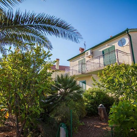 Villa Vosilla Apartments 茨雷斯 外观 照片