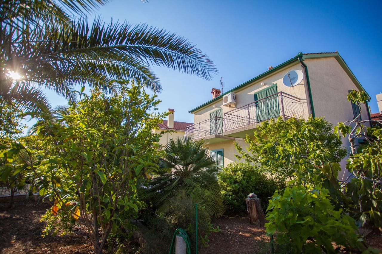 Villa Vosilla Apartments 茨雷斯 外观 照片